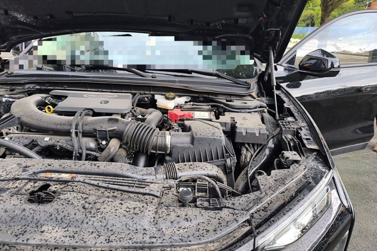 Used Ford Mondeo 2025 2.0T EcoBoost Luxury Version Engine Bay Left