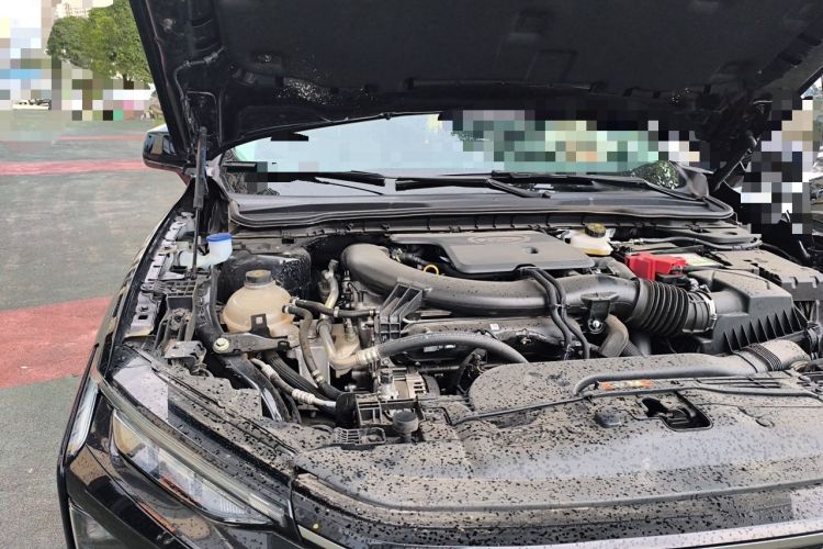 Used Ford Mondeo 2025 2.0T EcoBoost Luxury Version Engine Bay Right