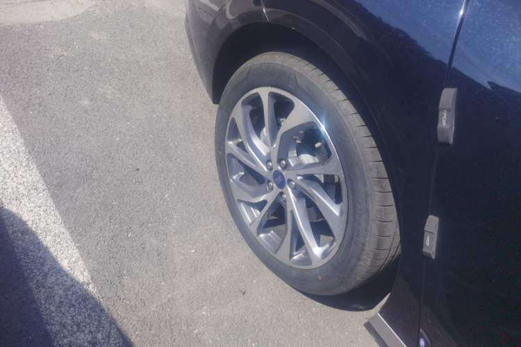 Used Ford Mondeo 2025 2.0T EcoBoost Ultimate Edition Exterior 5