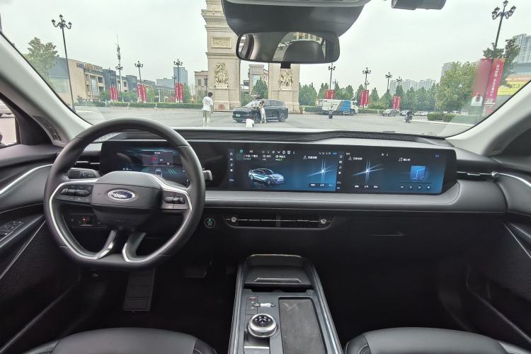 Used Ford Mondeo 2025 2.0T EcoBoost Luxury Version Interior 2