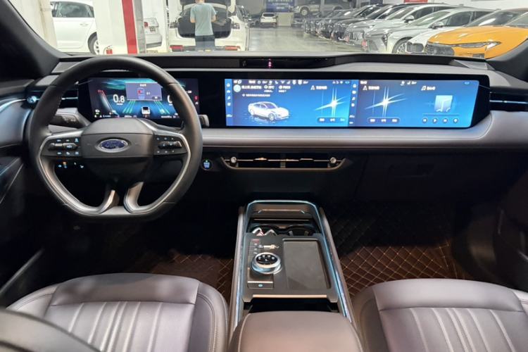 Used Ford Mondeo 2025 2.0T EcoBoost Ultimate Edition Interior 9