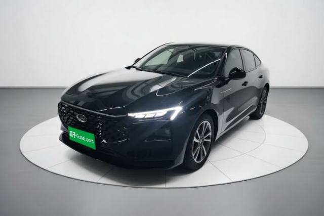 Używany Ford Mondeo 2025 1.5T EcoBoost Luxury Version
