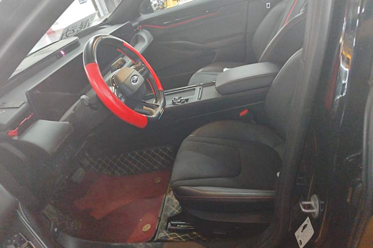 Used Ford Mondeo 2025 2.0T EcoBoost E Hybrid Sport Edition ST-Line Left Front Seat