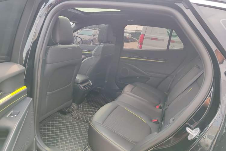 Used Ford Mondeo 2025 2.0T EcoBoost E Hybrid Sport Edition Left Rear Seat
