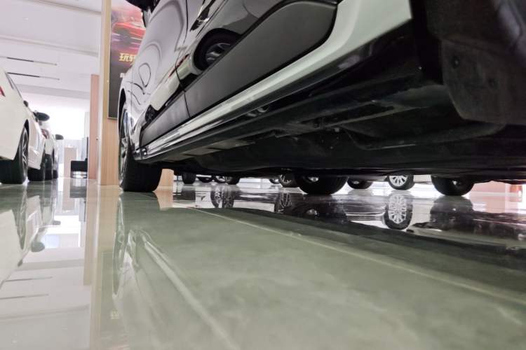 Used Ford Mondeo 2025 1.5T EcoBoost Luxury Version Left Side Sill