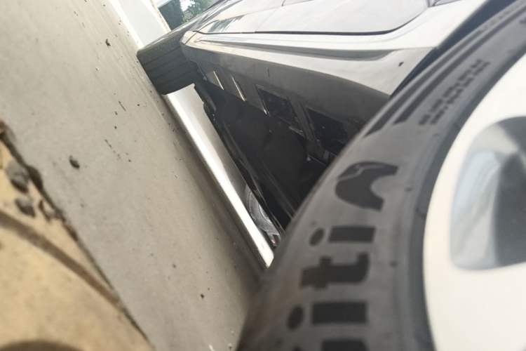 Used Ford Mondeo 2025 2.0T EcoBoost Ultimate Edition Left Side Sill