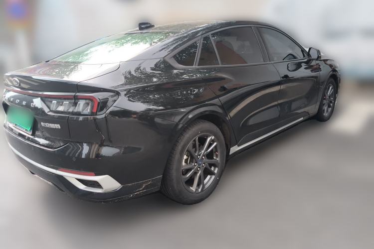 Used Ford Mondeo 2025 2.0T EcoBoost Luxury Version Rear Right 45 Deg