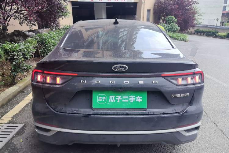 Used Ford Mondeo 2025 2.0T EcoBoost Luxury Version Rear