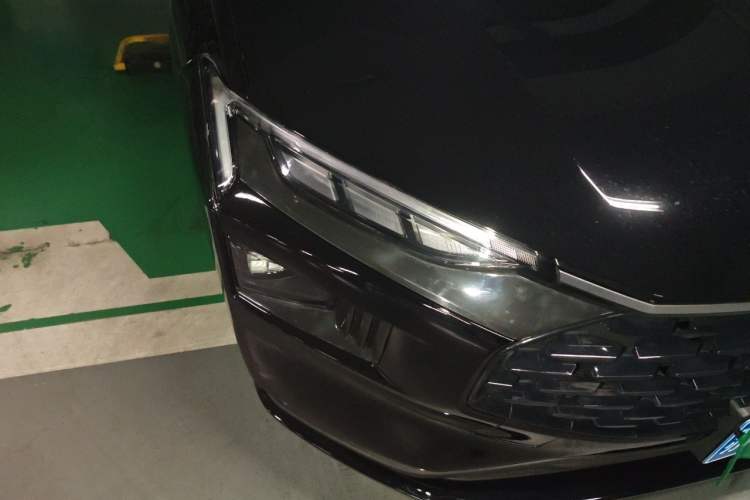 Used Ford Mondeo 2025 1.5T EcoBoost Luxury Version Right Front Headlight