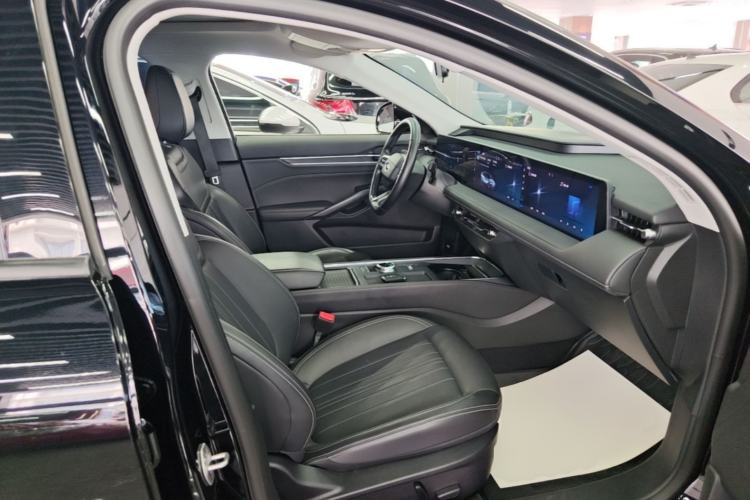 Used Ford Mondeo 2025 1.5T EcoBoost Luxury Version Right Front Seat