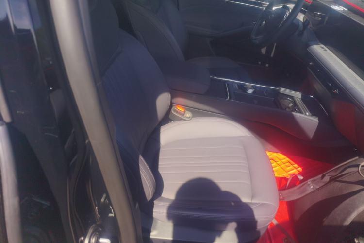 Used Ford Mondeo 2025 2.0T EcoBoost Ultimate Edition Right Front Seat