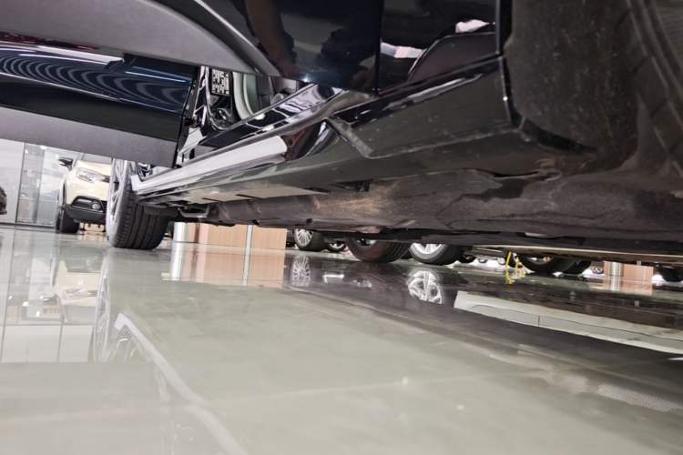 Used Ford Mondeo 2025 1.5T EcoBoost Luxury Version Right Side Sill