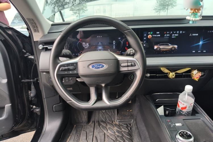 Used Ford Mondeo 2025 2.0T EcoBoost Luxury Version Steering Wheel
