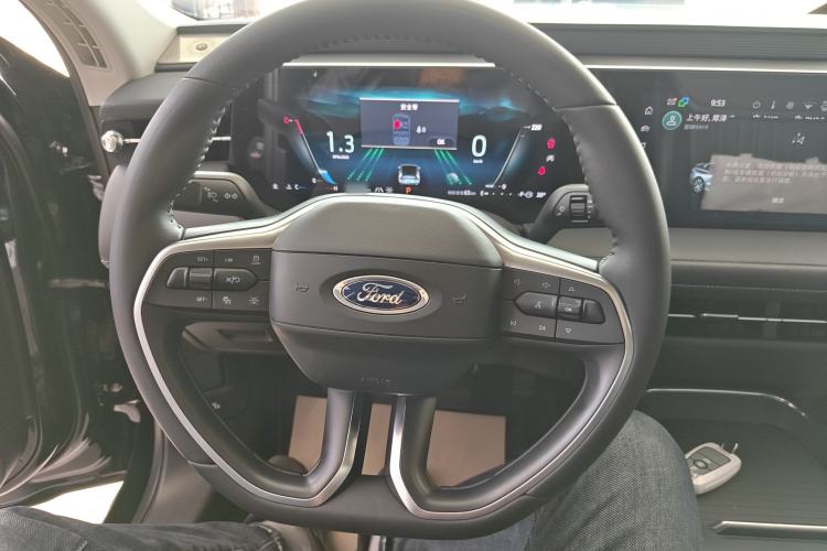 Used Ford Mondeo 2025 2.0T EcoBoost Luxury Version Steering Wheel