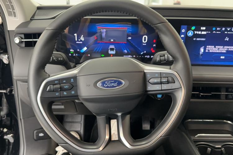 Used Ford Mondeo 2025 2.0T EcoBoost Luxury Version Steering Wheel