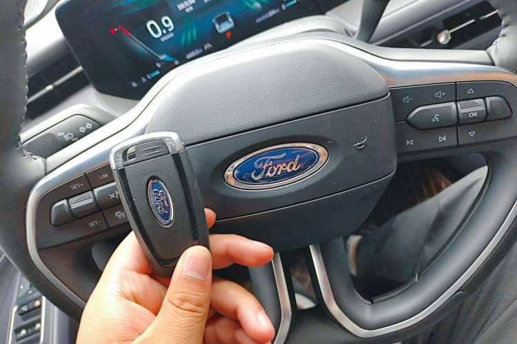 Used Ford Mondeo 2025 2.0T EcoBoost Ultimate Edition Vehicle Key