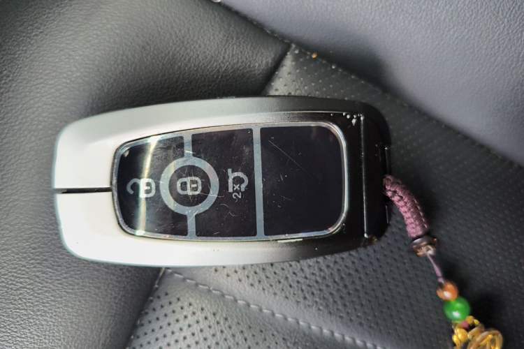 Used Ford Mondeo 2025 2.0T EcoBoost Luxury Version Vehicle Key