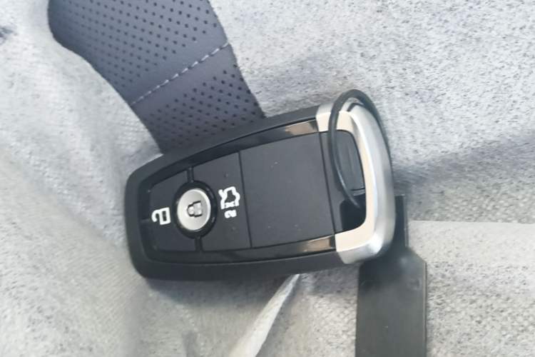 Used Ford Mondeo 2025 2.0T EcoBoost Ultimate Edition Vehicle Key