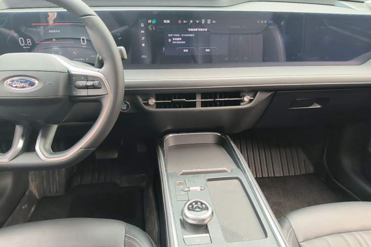 Used Ford Mondeo 2025 1.5T EcoBoost Luxury Version Audio And AC Panel