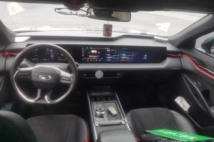Used Ford Mondeo 2025 2.0T EcoBoost E Hybrid Sport Edition ST-Line Center Console