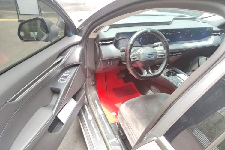 Used Ford Mondeo 2025 1.5T EcoBoost Luxury Version Driver Seat