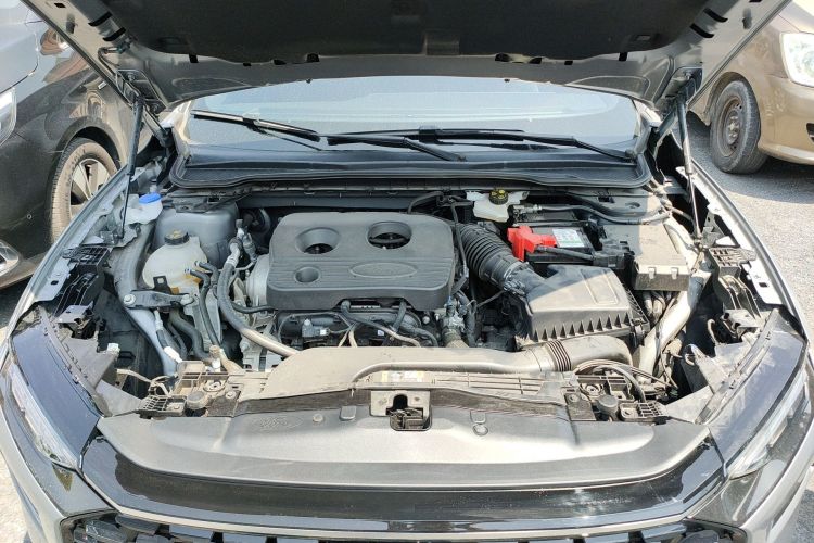 Used Ford Mondeo 2025 1.5T EcoBoost Comfort Version Engine Bay
