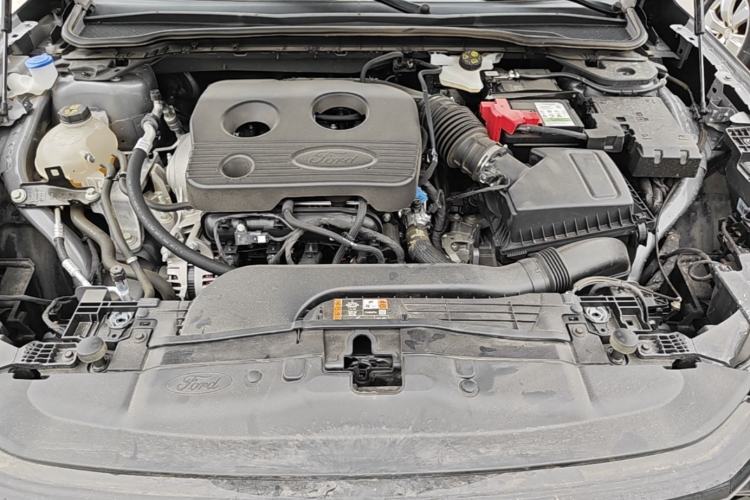 Used Ford Mondeo 2025 1.5T EcoBoost Luxury Version Engine Bay