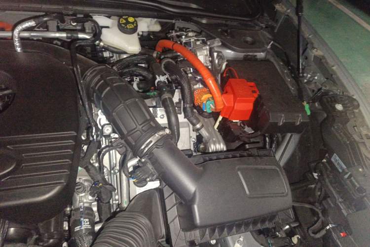 Used Ford Mondeo 2025 1.5T EcoBoost E Hybrid Luxury Edition Engine Bay Left