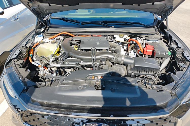 Used Ford Mondeo 2025 2.0T EcoBoost E Hybrid Sport Edition Engine Bay