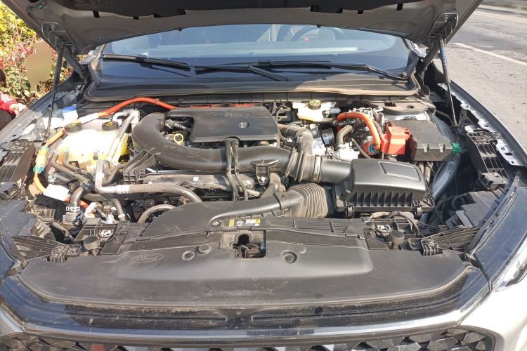 Used Ford Mondeo 2025 2.0T EcoBoost E Hybrid Sport Edition ST-Line Engine Bay