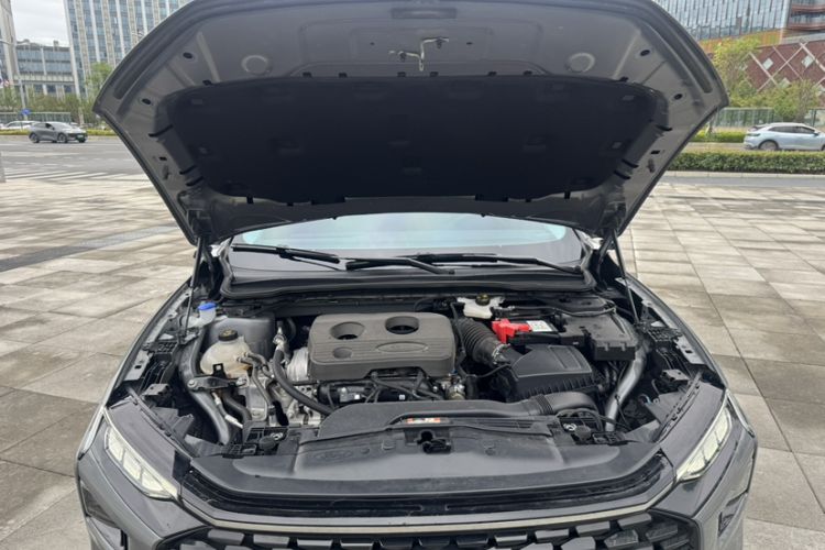 Used Ford Mondeo 2025 1.5T EcoBoost Luxury Version Engine Bay