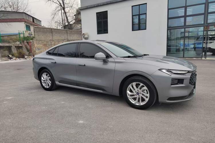 Used Ford Mondeo 2025 1.5T EcoBoost Comfort Version Exterior 2