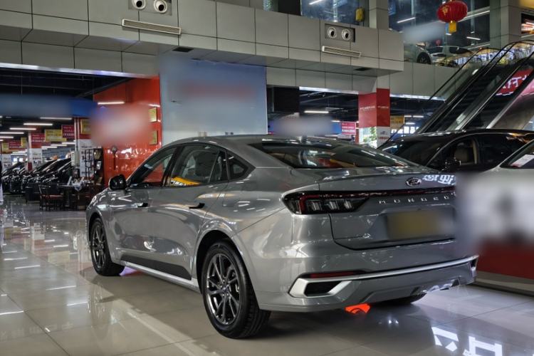 Used Ford Mondeo 2025 2.0T EcoBoost Luxury Version Exterior 3