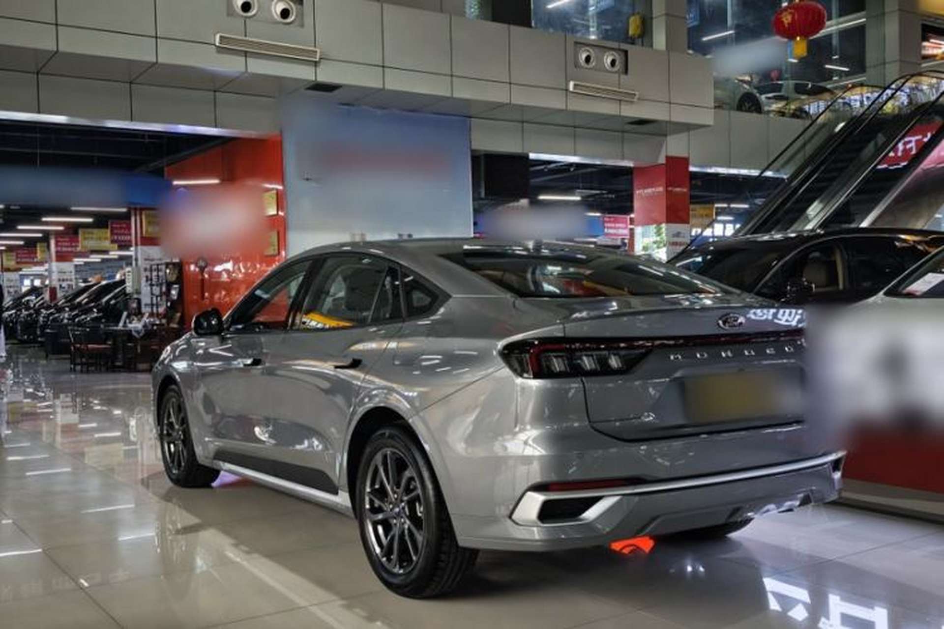 Used Ford Mondeo 2025 2.0T EcoBoost Luxury Version Exterior 3