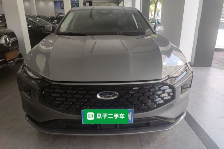 Used Ford Mondeo 2025 2.0T EcoBoost Luxury Version Front