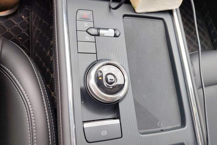 Used Ford Mondeo 2025 1.5T EcoBoost Luxury Version Gear Lever