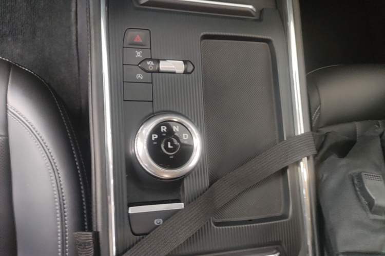 Used Ford Mondeo 2025 2.0T EcoBoost Luxury Version Gear Lever