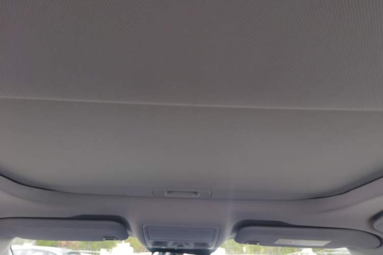 Used Ford Mondeo 2025 2.0T EcoBoost Luxury Version Headliner