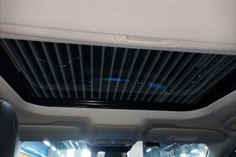 Used Ford Mondeo 2025 1.5T EcoBoost Luxury Version Headliner