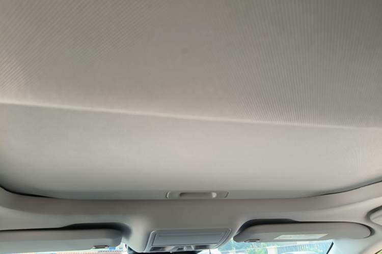 Used Ford Mondeo 2025 1.5T EcoBoost Luxury Version Headliner