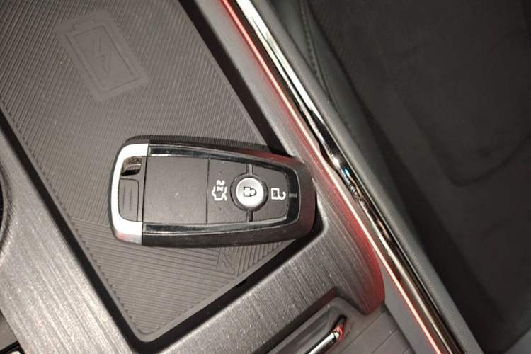 Used Ford Mondeo 2025 2.0T EcoBoost E Hybrid Sport Edition ST-Line Interior 1