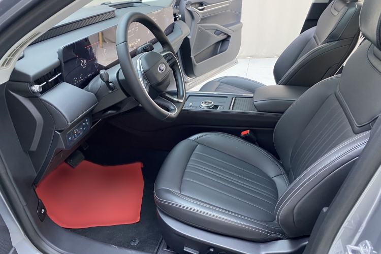 Used Ford Mondeo 2025 2.0T EcoBoost Luxury Version Left Front Seat
