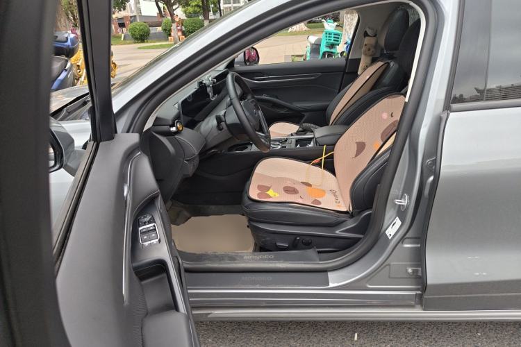 Used Ford Mondeo 2025 2.0T EcoBoost Luxury Version Left Front Seat