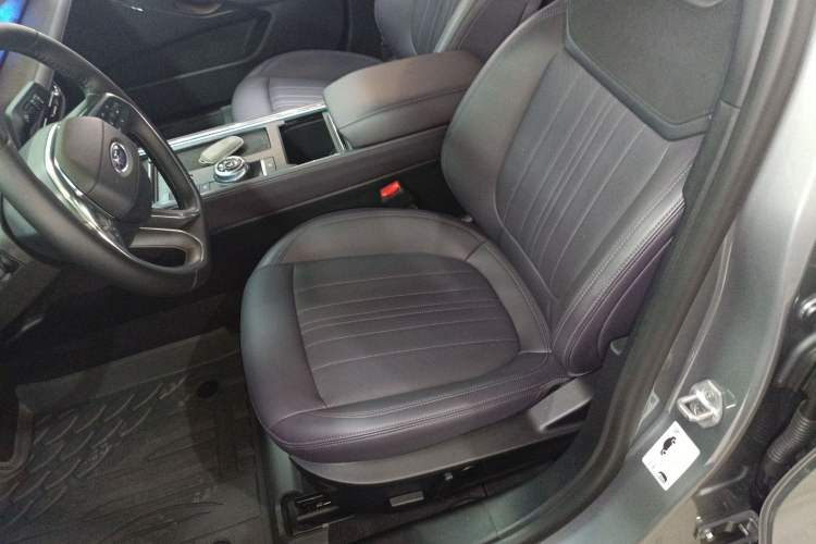 Used Ford Mondeo 2025 2.0T EcoBoost Ultimate Edition Left Front Seat