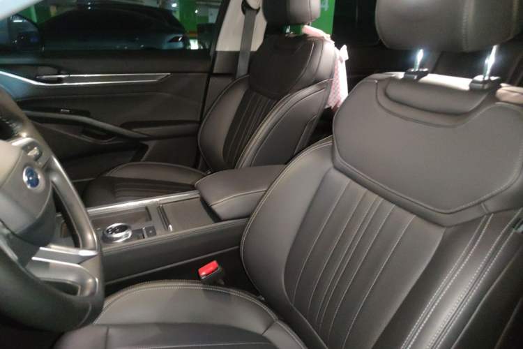 Used Ford Mondeo 2025 1.5T EcoBoost E Hybrid Luxury Edition Left Front Seat