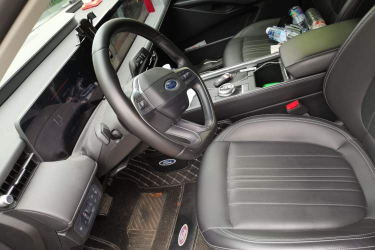 Used Ford Mondeo 2025 2.0T EcoBoost Luxury Version Left Front Seat
