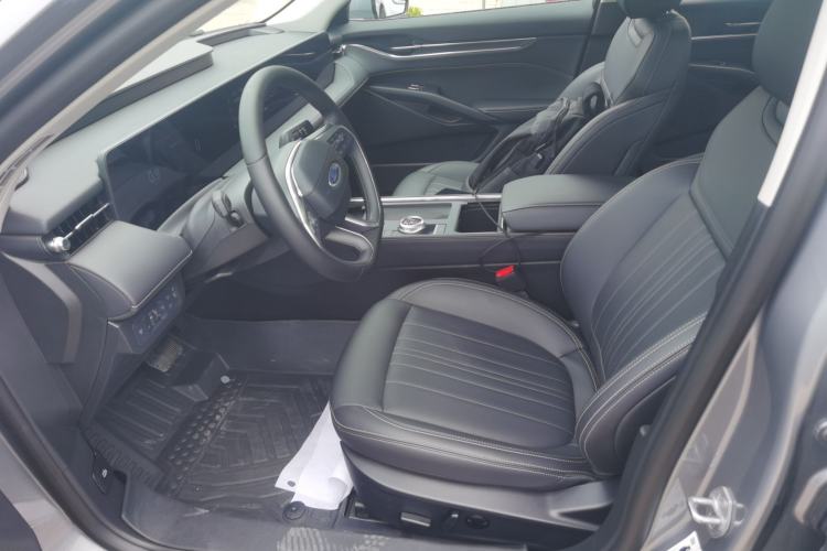 Used Ford Mondeo 2025 2.0T EcoBoost Luxury Version Left Front Seat