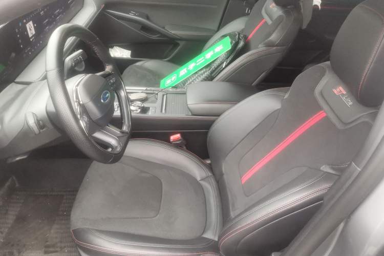 Used Ford Mondeo 2025 2.0T EcoBoost E Hybrid Sport Edition ST-Line Left Front Seat