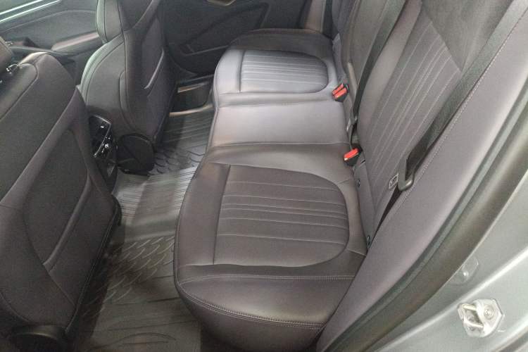 Used Ford Mondeo 2025 2.0T EcoBoost Ultimate Edition Left Rear Seat