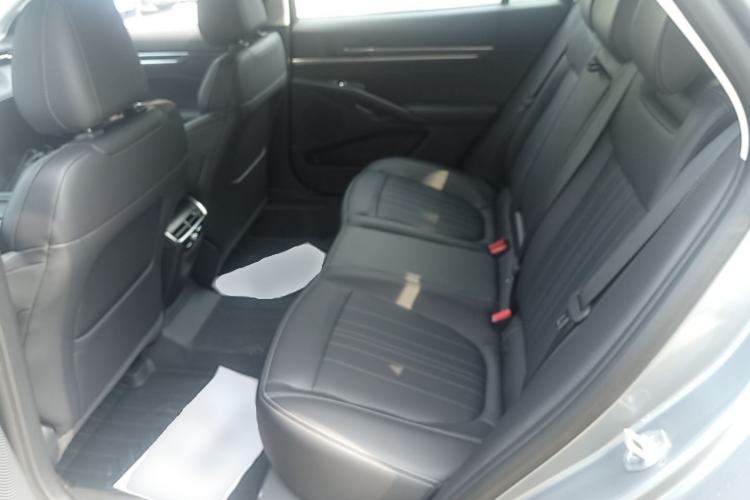 Used Ford Mondeo 2025 2.0T EcoBoost Luxury Version Left Rear Seat